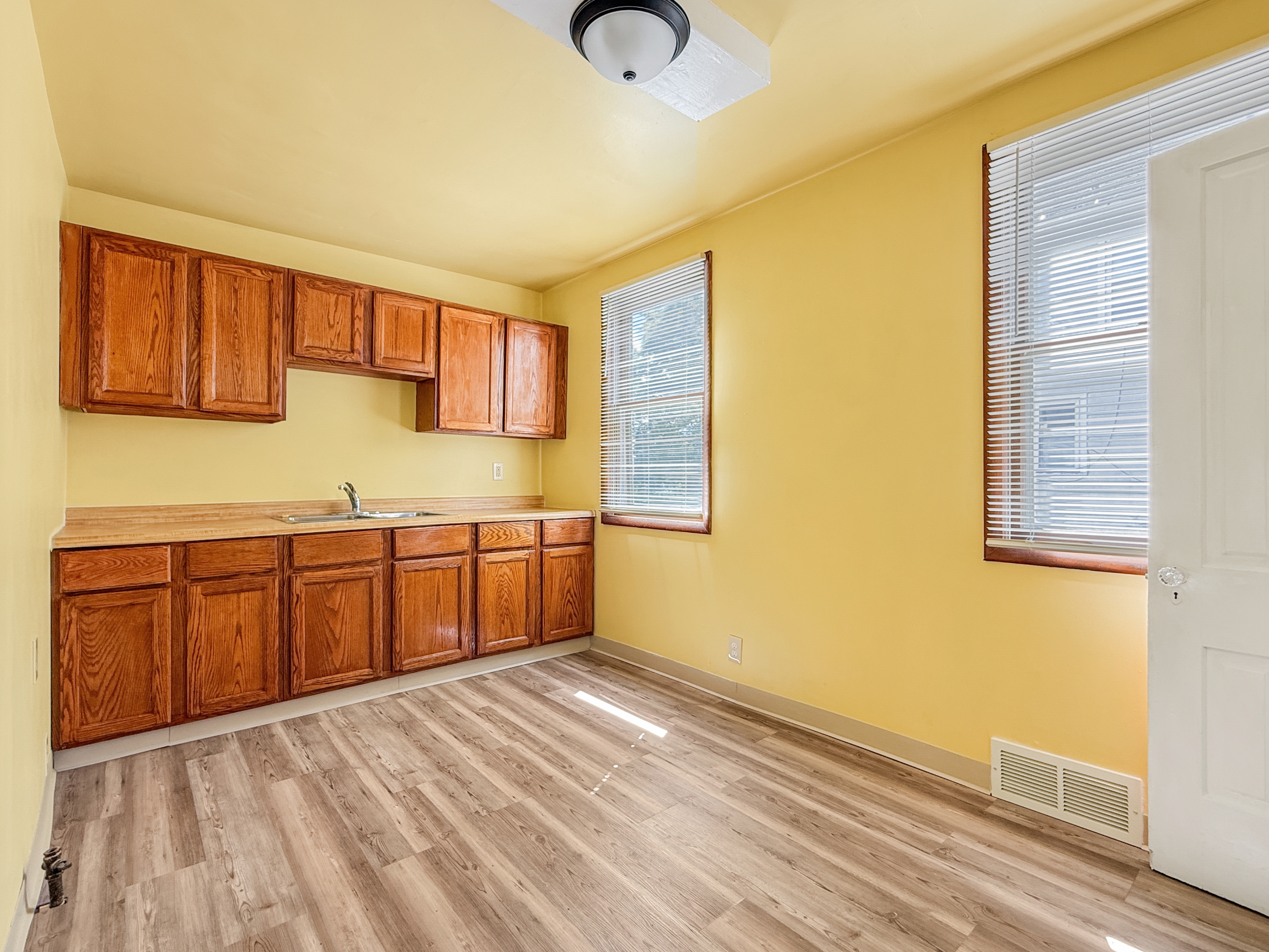 1627 State Street - 1